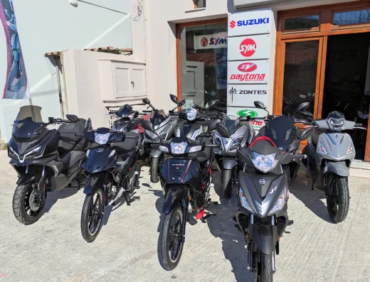 MOTO CENTER ΡΟΥΣΣΟΣ ΠΕΤΡΟΣ