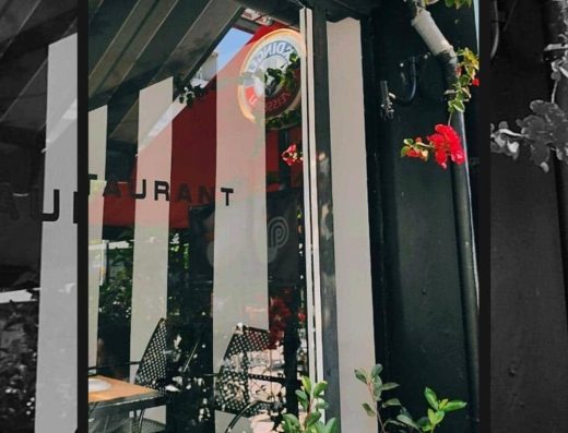 Rooster restaurant patra
