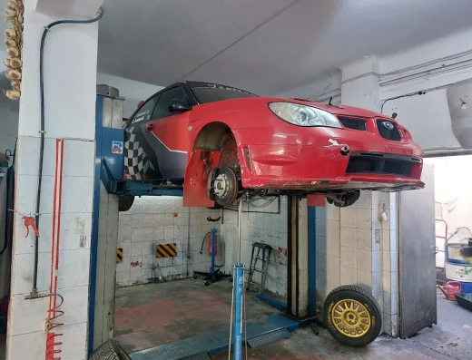 Castrol Service ADG 75 Garage